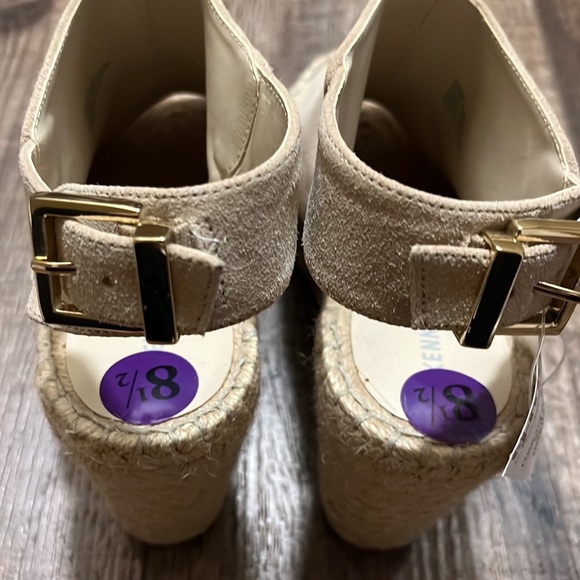 NWT KENNETH COLE WEDGES 8 1/2 - Picture 6 of 13